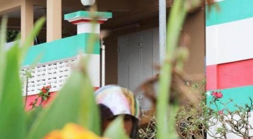 Penguin Hotel Kawthaung Kültér fotó