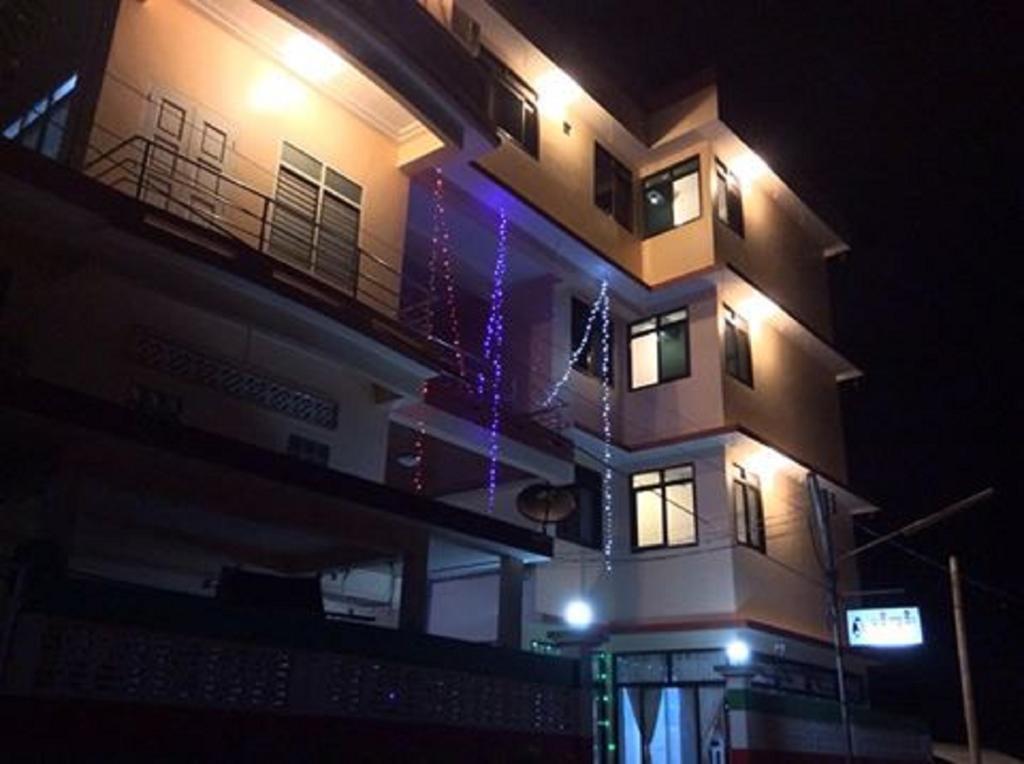 Penguin Hotel Kawthaung Kültér fotó