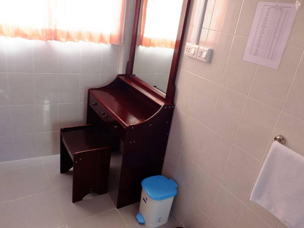 Penguin Hotel Kawthaung Kültér fotó